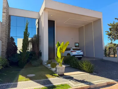 Casa de Condomínio com 3 Quartos à venda, 350m² no Ponte Alta Norte, Brasília