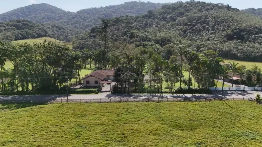 Fazenda/Sítio com 3 Quartos à venda, 180m² no Rio Bonito (Pirabeiraba), Joinville