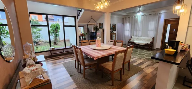 Casa com 3 Quartos à venda, 356m² no Jardim Santa Maria, Jacareí