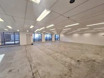 Sala Comercial para alugar, 219m² no Cerqueira César, São Paulo