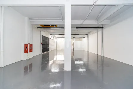 Prédio Comercial à venda, 540m² no Cristo Rei, Curitiba