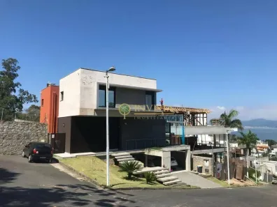 Casa de Condomínio com 3 Quartos à venda, 323m² no Cacupé, Florianópolis
