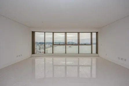 Apartamento com 4 Quartos à venda, 261m² no Centro, Balneário Camboriú