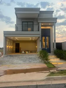 Casa com 3 Quartos à venda, 236m² no Novo Mundo, Várzea Grande