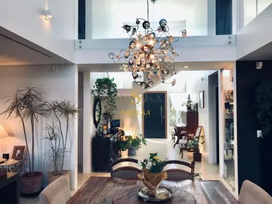 Casa com 4 Quartos à venda, 280m² no Jurerê, Florianópolis