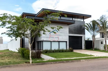 Sobrado com 3 Quartos à venda, 350m² no Condomínio Florais Itália, Cuiabá