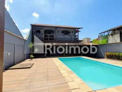 Casa com 3 Quartos à venda, 233m² no Vargem Pequena, Rio de Janeiro