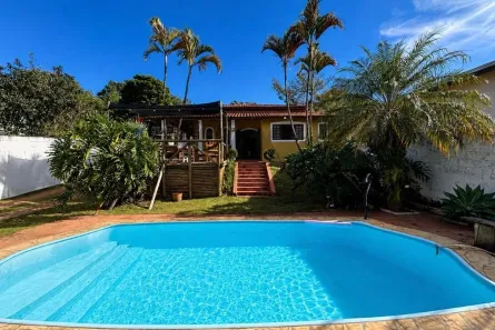 Fazenda/Sítio com 3 Quartos à venda, 171m² no Estância Santa Lúcia, Jarinu