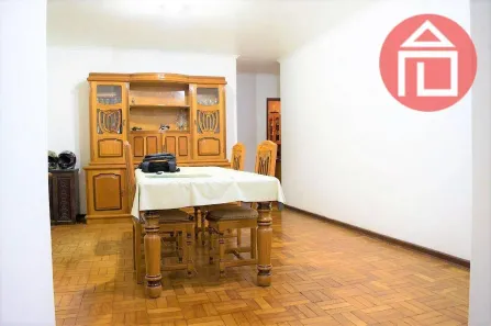 Casa com 4 Quartos à venda, 236m² no Centro, Bragança Paulista