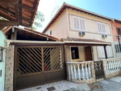 Casa com 2 Quartos à venda, 70m² no Jardim Caiçara, Cabo Frio