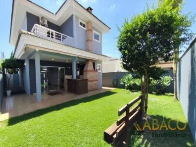 Sobrado com 4 Quartos à venda, 215m² no Loteamento Habitacional São Carlos 1, São Carlos