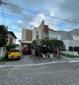 Casa de Condomínio com 3 Quartos à venda, 270m² no Marivan, Aracaju