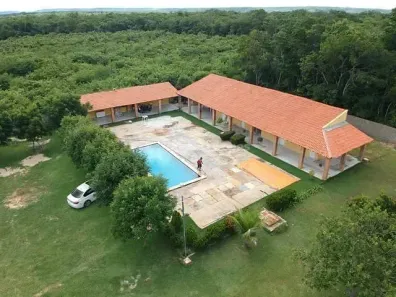 Fazenda/Sítio com 4 Quartos à venda, 70m² no , Demerval Lobão