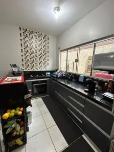 Casa com 3 Quartos à venda, 95m² no Vila Tibério, Ribeirão Preto