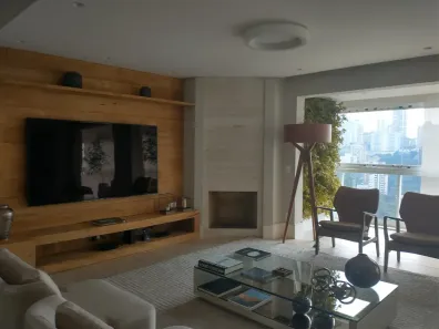 Apartamento com 4 Quartos à venda, 261m² no Vila Madalena, São Paulo