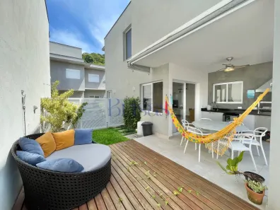 Casa de Condomínio com 3 Quartos à venda, 120m² no Camburi, São Sebastião