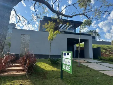 Casa de Condomínio com 3 Quartos à venda, 206m² no Ninho Verde 2, Pardinho