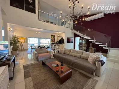 Casa de Condomínio com 3 Quartos à venda, 266m² no Pimenteiras, Teresópolis