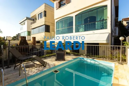 Sobrado com 3 Quartos à venda, 282m² no Vila Romana, São Paulo