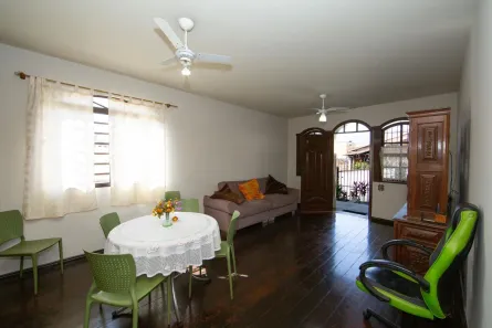 Casa com 6 Quartos à venda, 341m² no Carlos Prates, Belo Horizonte