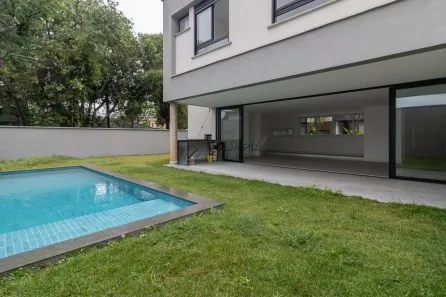 Casa de Condomínio com 4 Quartos à venda, 418m² no Santo Amaro, São Paulo