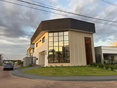 Casa de Condomínio com 3 Quartos à venda, 302m² no Rio Madeira, Porto Velho