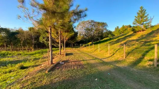 Fazenda/Sítio com 2 Quartos à venda, 100000m² no Zona Rural, Cachoeiras de Macacu