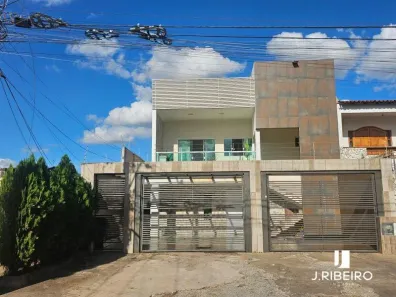 Sobrado com 7 Quartos à venda, 600m² no Taguatinga Norte, Brasília
