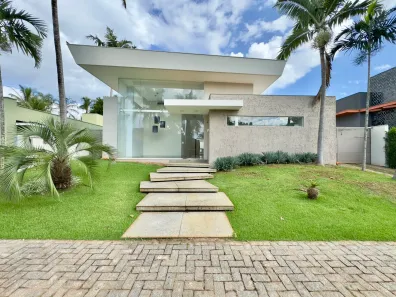 Casa de Condomínio com 4 Quartos à venda, 710m² no Jardins Paris, Goiânia