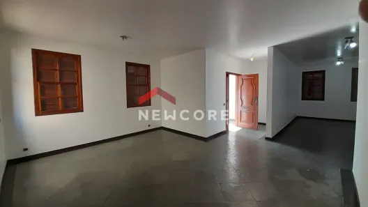 Casa com 5 Quartos à venda, 160m² no Montese, Resende