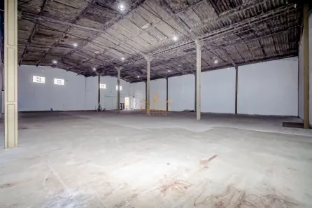 Galpão/Depósito/Armazém para alugar, 750m² no Pinheirinho, Curitiba