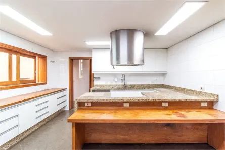 com 3 Quartos à venda, 452m² no Vila Madalena, São Paulo