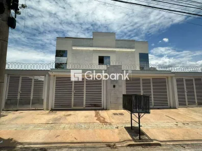 Cobertura com 3 Quartos para alugar, 140m² no Ibituruna, Montes Claros