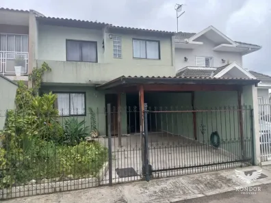 Sobrado com 4 Quartos para alugar, 130m² no Santa Felicidade, Curitiba