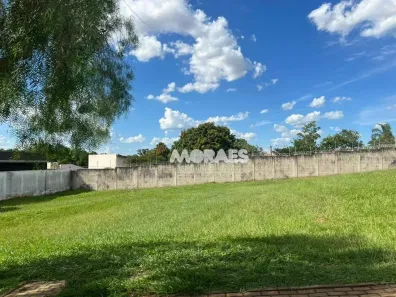 Lote/Terreno à venda, 661m² no Jardim Shangri-Lá, Bauru