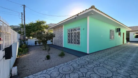 Casa com 5 Quartos à venda, 170m² no Universitário, Biguaçu