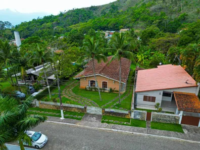 Casa com 4 Quartos à venda, 272m² no Cigarras, São Sebastião