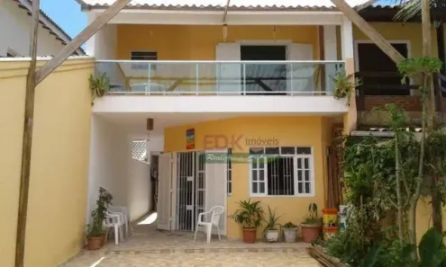 Sobrado com 3 Quartos à venda, 270m² no Massaguaçu, Caraguatatuba