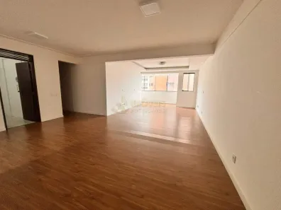 Apartamento com 3 Quartos para alugar, 150m² no Petrópolis, Natal