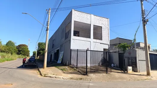 Galpão/Depósito/Armazém com 4 Quartos à venda, 300m² no Jardim Dom Bosco, Aparecida de Goiânia