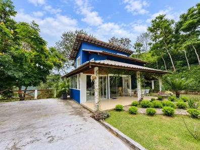 Casa com 3 Quartos à venda, 120m² no Pedro do Rio, Petrópolis
