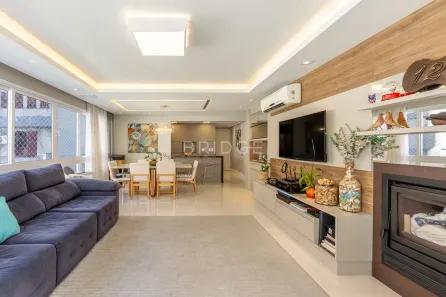 Apartamento com 3 Quartos à venda, 111m² no Mont Serrat, Porto Alegre