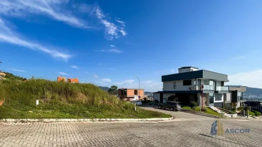Lote/Terreno à venda, 1024m² no Itacorubi, Florianópolis