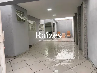 Casa com 2 Quartos à venda, 100m² no Cidade Jardim, Uberlândia
