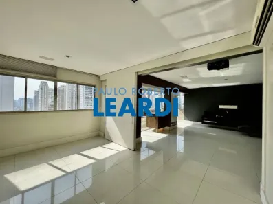 Apartamento com 3 Quartos à venda, 220m² no Campo Belo, São Paulo