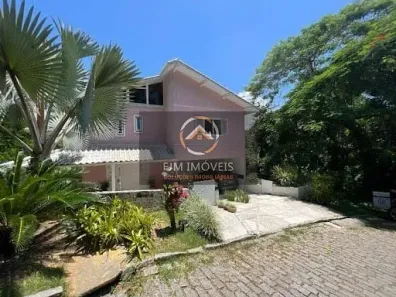 Casa de Condomínio com 4 Quartos à venda, 308m² no Sapê, Niterói