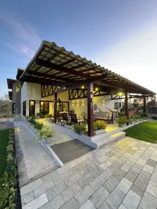Casa de Condomínio com 5 Quartos à venda, 420m² no Ponto Alto, Gravatá