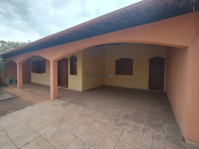 Casa com 4 Quartos à venda, 232m² no Fonte Grande, Contagem