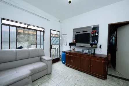 Casa com 3 Quartos à venda, 200m² no Santa Cruz Industrial, Contagem