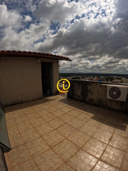 Casa com 4 quartos — Santa Terezinha, Belo Horizonte